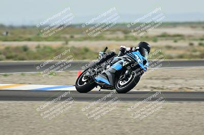 media/Apr-18-2025-TrackDaz (Fri) [[45f5874c44]]/C Group/Session 1 (Turn 7)/